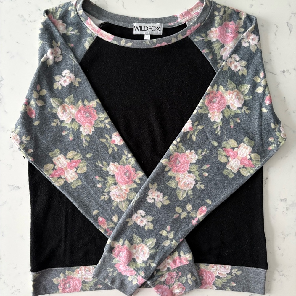 Wildfox Black & Gray Floral Sweatshirt - Women’s Sz Large - Rare Vintage Style!